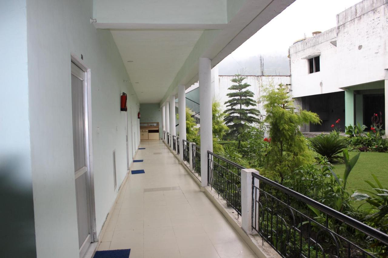 Kanara Hotel Bhīm Tāl Kültér fotó